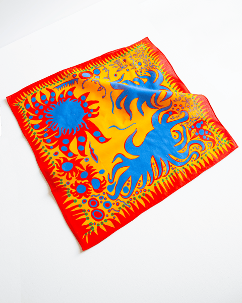 Kusama_scarf_details_red.png?v